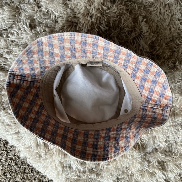 Bucket Hat - Picture 4 of 5